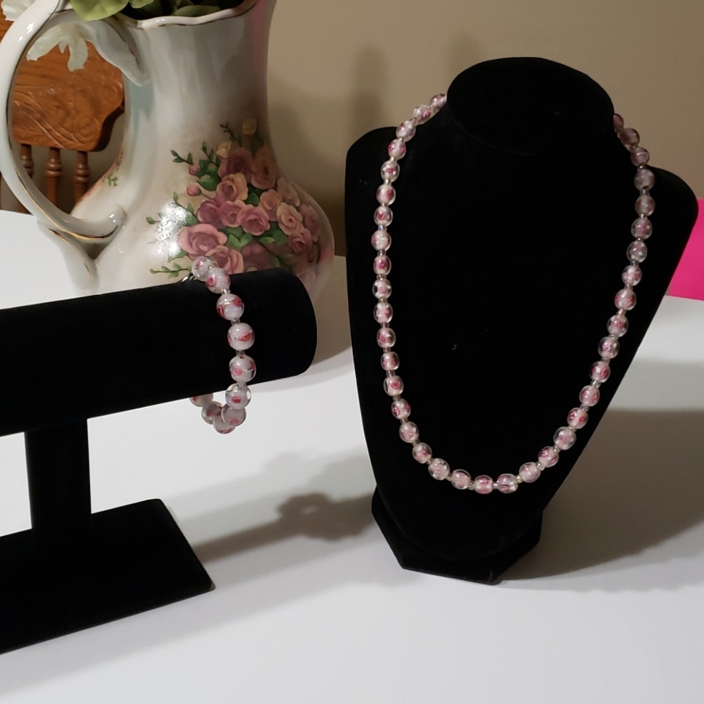 Handmade necklace and bracelet set
